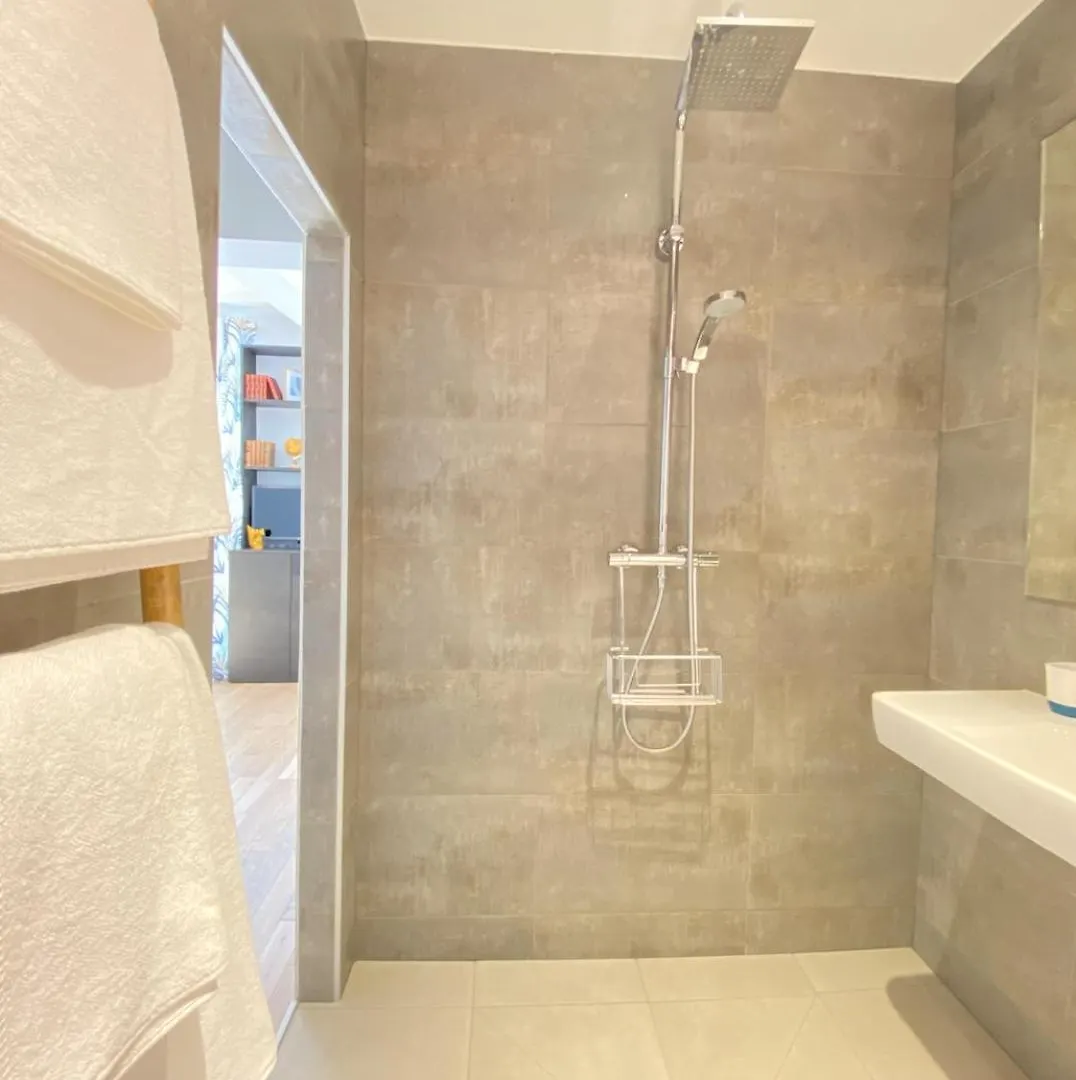 Charm & Comfort Apartment - Heart Of Montmartre Париж